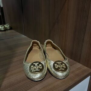 TORY BURCH gold flats size 7